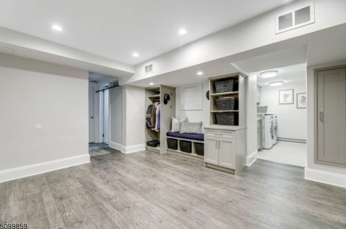 140 Wyoming Ave, Maplewood NJ 07040-1043 exterior