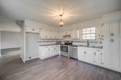 234 Rosewood Dr, Dalton, GA 30721-8043