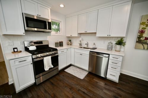 23 Moran Ave, Princeton NJ  08542-3855 exterior
