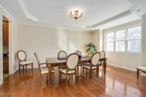 3 Hage Ter, Town Center, NJ 07052-6616