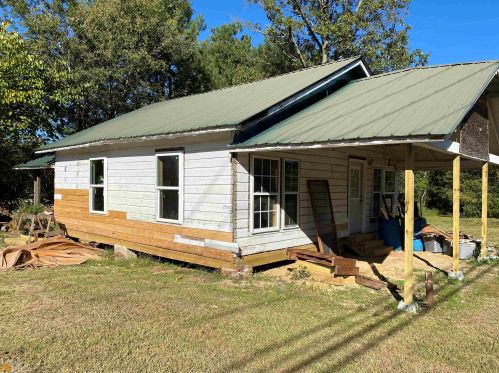 3297 Old Summerville Rd, Armuchee, GA 30105-2160