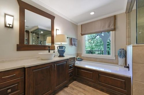 1630 Brandon Hall Dr, Atlanta GA  30350-3703 exterior