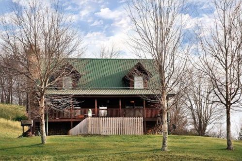 1141 Old Park Rd, Whitetop, VA 24292-2410