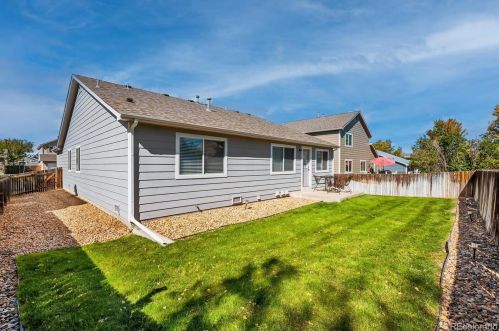 5224 Nepal Way, Aurora CO 80015-6441 exterior