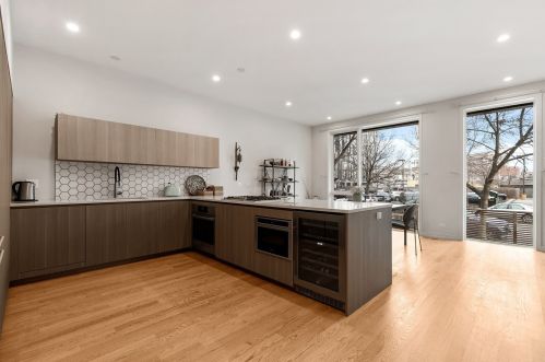 1104 Marshfield Ave, Chicago, IL 60622-6409