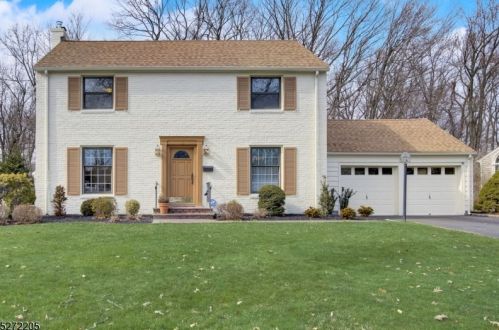 30 Homestead Ter, Scotch Plains, NJ 07076-2158