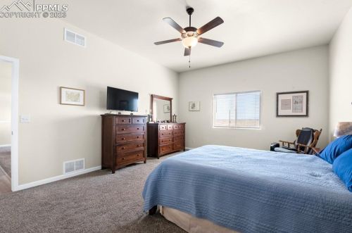 371 Desert Cove Dr, Pueblo CO  81007-2500 exterior