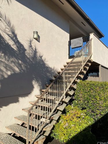 121 Illinois St, Anaheim CA  92805-3638 exterior