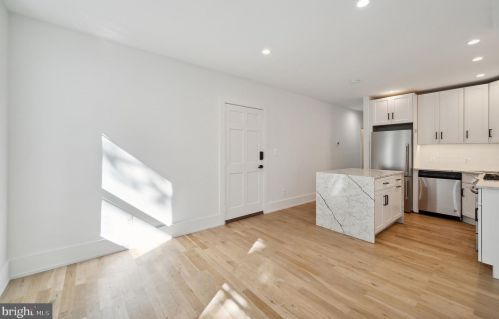 723-27 17th St, Philadelphia, PA 19146-2840