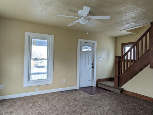 836 Pine St, Springfield, OH 45505-3245