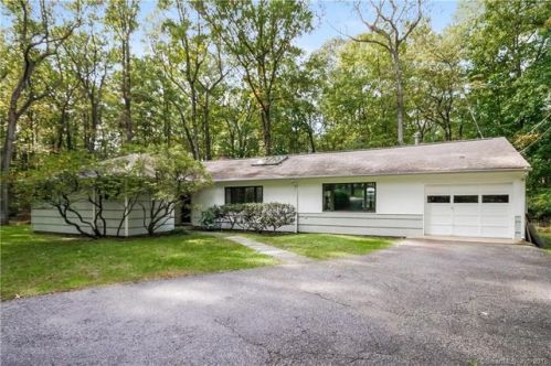 233 Rocks Rd, Norwalk, CT 06851-1117