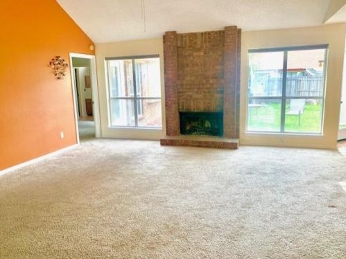 7009 Richardson Dr, Fort Worth TX  76148-1851 exterior