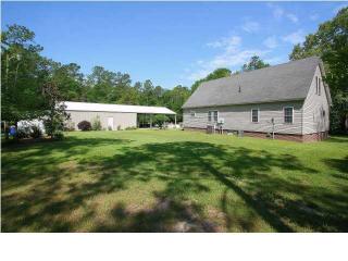 243 Old Cemetary Rd, Shulerville, SC 29453-3224