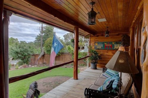 5808 Beacon Dr, Austin TX  78734-1416 exterior