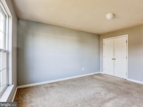 49 Pebble Beach Cir, Charles Town WV  25414-4061 exterior