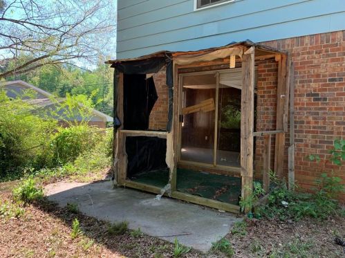 3216 Highway 20, Conyers GA  30013-2865 exterior