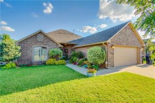 9004 75th St, Yukon, OK 73099-9663