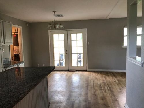 1229 Pyburn St, Angleton TX  77515-5110 exterior