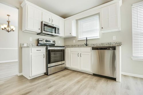 241 Edison Dr, Stockbridge GA  30281-2760 exterior