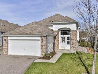 2728 Oak Ridge Trl, Saint Paul, MN 55125-7622