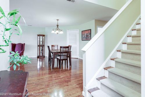 904 Buckingham Cir, Middletown NJ  07748-3467 exterior