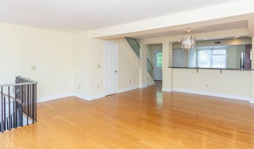 947 Auburnview Dr, Cincinnati OH  45206-2582 exterior