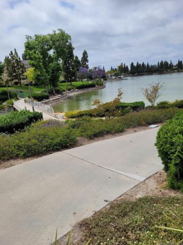 2071 Lakeridge Cir, Chula Vista CA  91913-2371 exterior