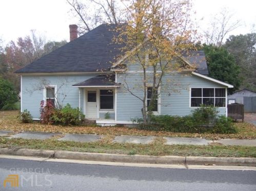 83 Main St, Luthersville, GA 30251-1515
