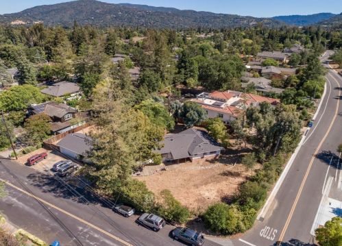 15450 Palos Verdes Dr, Los Gatos, CA 95030-3235