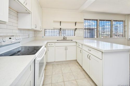 1014 15 Ave, Honolulu HI  96816-3722 exterior