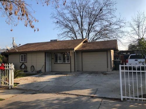 2449 Rowell Ave, Fresno, CA 93703-2024