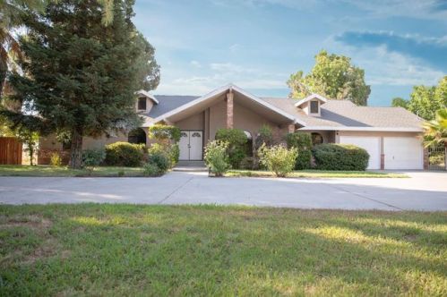 25902 Avenue 18, Madera, CA 93638-0403