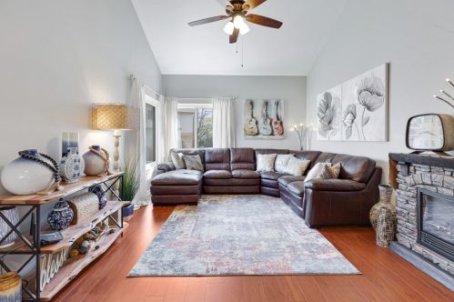 767 Colorado Ct, Carol Stream IL  60188-9214 exterior