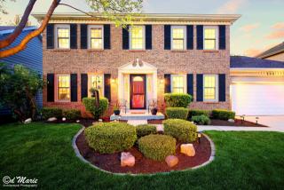 111 Newgate Ave, Naperville, IL 60565-3015