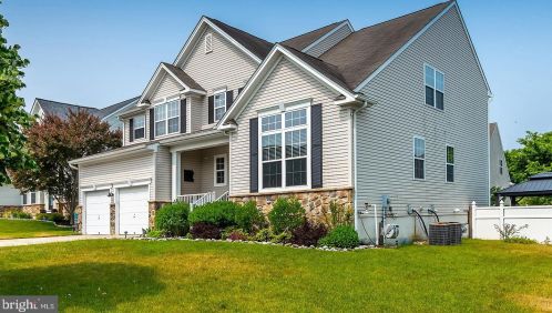 19 Hill Farm Way, Auburn, NJ 08085-1375