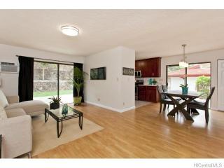 1187 Lunalilo Home Rd, Honolulu, HI 96825-3204