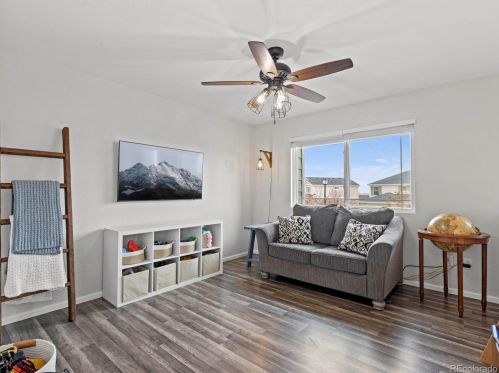 4825 Eaton Park Way, Aurora CO  80016-5831 exterior