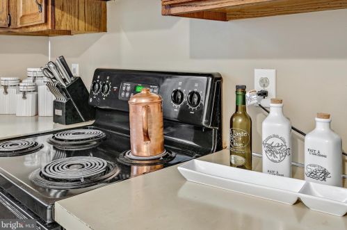 2714 Ritner Hwy, Carlisle PA  17015-9428 exterior