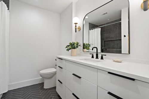 4211 Burney Dr, Austin TX  78731-1207 exterior