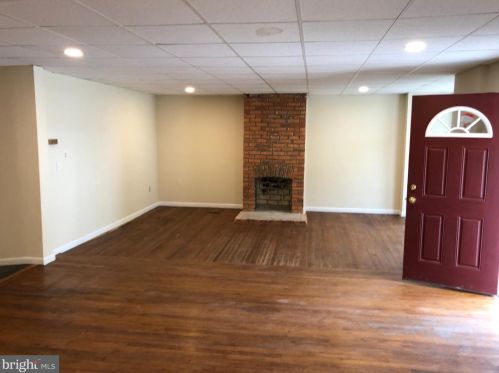 270 Washington St, Berkeley Springs, WV 25411-1400