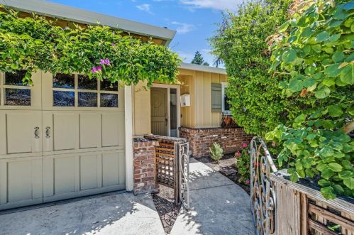 1365 Geneva Ave, San Carlos, CA 94070-4820