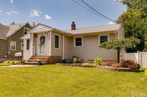 211 Prospect Ave, Avenel, NJ 07001-1254