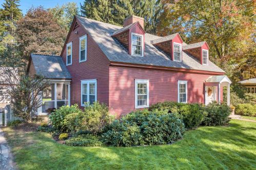 14 Swart Ter, Nashua, NH 03064-1955