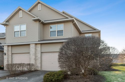 18220 Mansfield Dr, Tinley Park, IL 60487-5425
