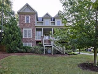 2667 Rosalyn Ln, Smyrna, GA 30080-1811