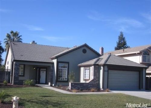 2425 Travao Ln, Tracy, CA 95376-0757
