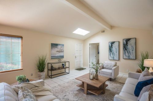 1719 Sageland Dr, San Jose, CA 95131-2749