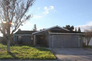 2525 Katy Ln, Fresno, CA 93722-5195