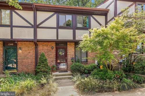 1246 Birchcrest Ct, Arnold, MD 21012-1927