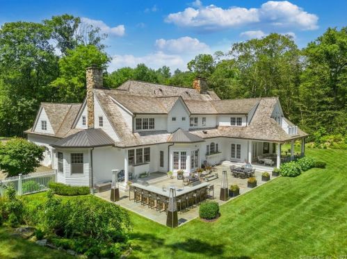 26 Stag Ln, Greenwich, CT 06831-3128